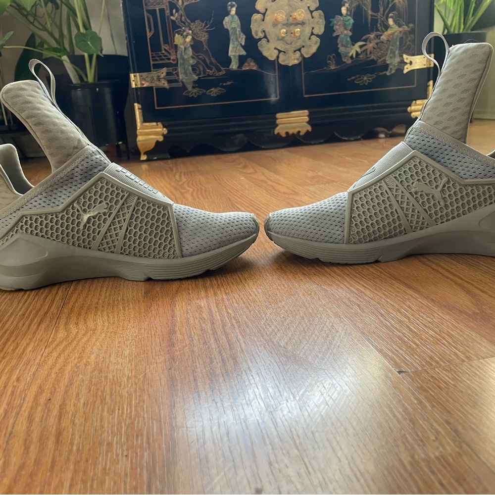 Fenty x Puma Limited Edition Trainers - Picture 3 of 4
